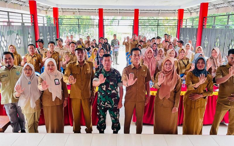 Satgas TMMD ke-126 Kodim 0423/Bengkulu Utara Melaksanakan Kegiatan Non Fisik (Gelar Penyuluhan KB dan Cegah Stunting)