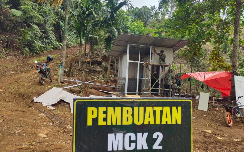 Satgas TMMD ke-126 Kodim 0423/BU Percepat Pembangunan MCK II di Lokasi Wisata Air Terjun Lemo Nakai